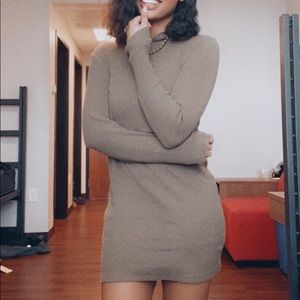 Sweater dress 🤎